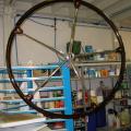 peinture barre a roue de voilier